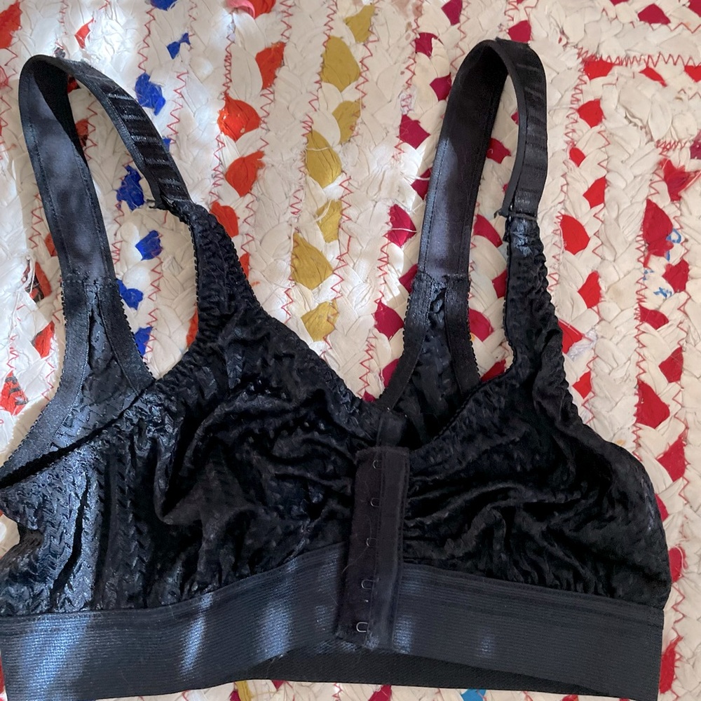 Clearpoint Medical Surgical Bra size 36 (C)